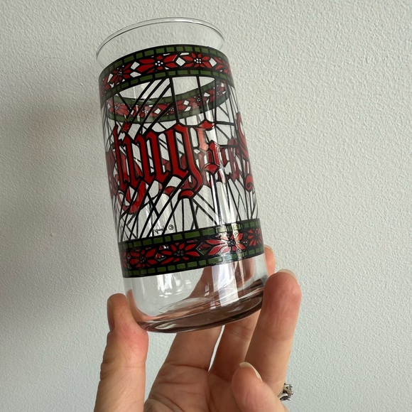 Vintage Houze Seasons Greeting cups - Picture 6 of 7